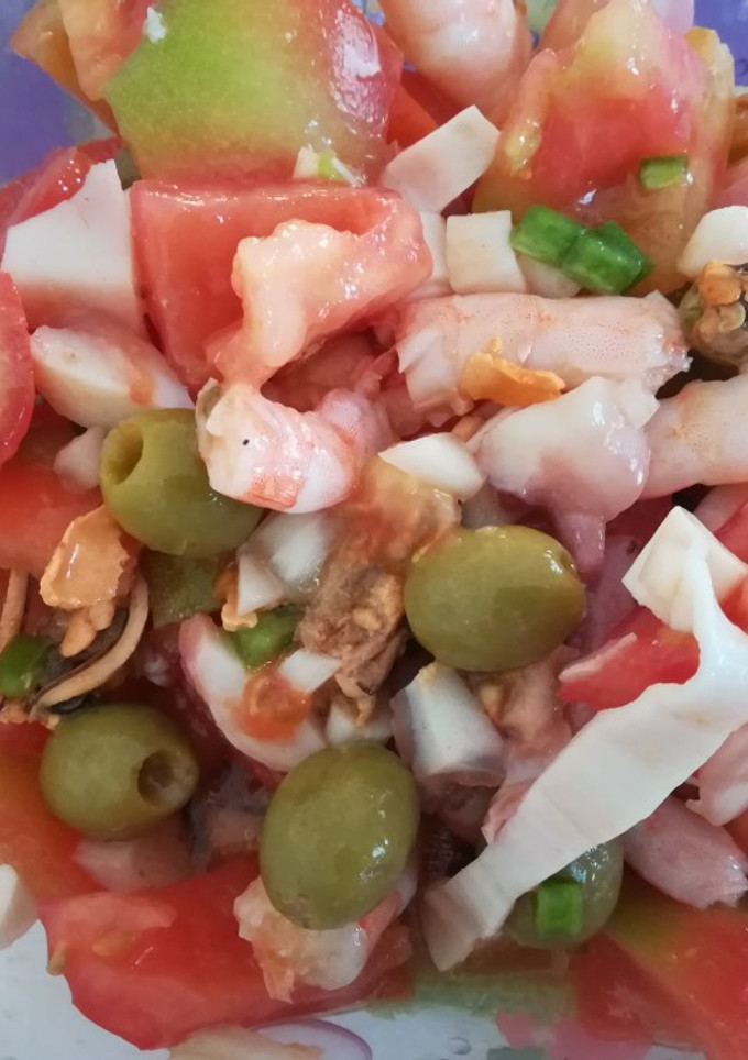 Una foto de Tomate marinero (salpicón en gordo)
