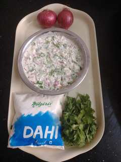 * மிக்ஸ்டு வெஜ் தஹி பச்சடி *(tayir pachadi recipe in tamil) செய்முறை முக்கிய புகைப்படம்