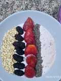 Smoothie bowls fruits rouges