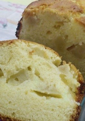 Una foto de Budín de Manzana 🍎