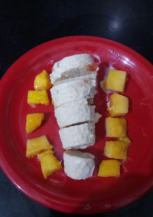 A picture of Mango rabdi kulfi.