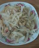 Cánh gà xào hành tây