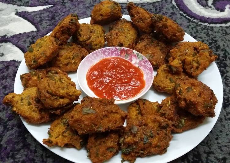 Moong Daal Fritters with Purslane Leaves