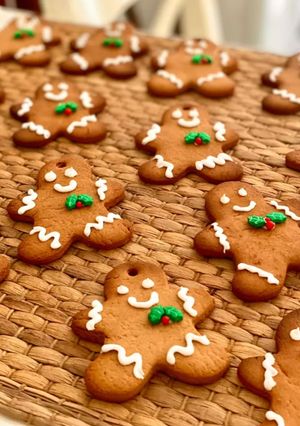 A picture of Gingerbread cookies.