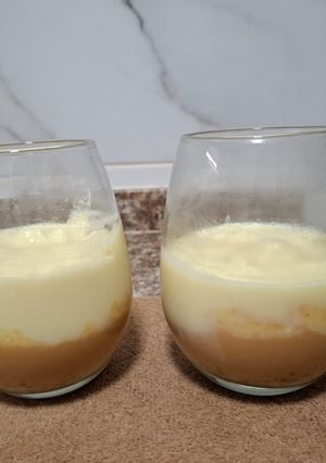 Una foto de Postre de Vainilla y dulce de leche