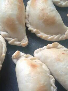 Una foto de Empanadas de atún con masa de limón
