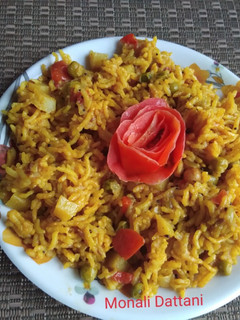 ખારી ભાત (Khari Bhat Recipe In Gujarati) રેસીપી મુખ્ય ફોટો