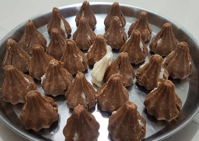 Simple Way to Prepare Perfect Fireless and twist is my modak made by biscuit