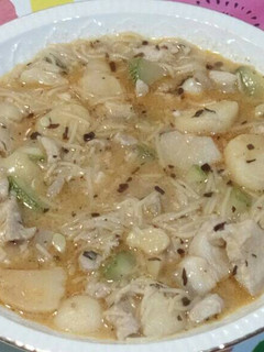 Una foto de Sopa de patata y calabacín con panceta fresca