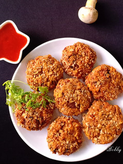 A picture of Peri Peri mushroom oats fritters.