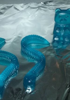 A picture of Nearly Instant Gummy Bears & Gummy Worms.