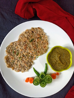 साबूदाना थालीपीठ (sabudana thalipeeth recipe in Hindi) रेसिपी मुख्य फोटो