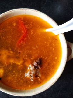 चिकन टोमेटो सूप (chicken tomato soup recipe in Hindi) रेसिपी मुख्य फोटो