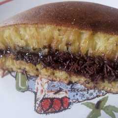 รูปของ Martabak Manis Teflon