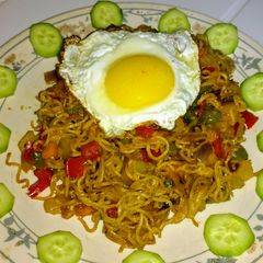 A picture of Jeera Maggie with eggpoach.