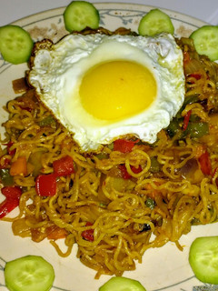 A picture of Jeera Maggie with eggpoach.