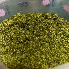 A picture of Curry leaves chutney (dry).