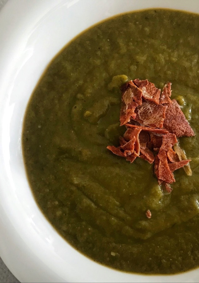 Una foto de Puré verde de verduras