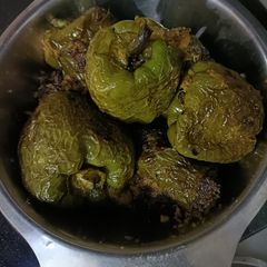 A picture of Stuffed capsicum.