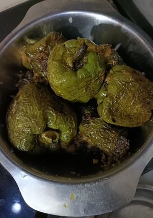 A picture of Stuffed capsicum.