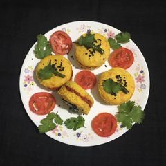 A picture of Disc Dhokla Sandwich.