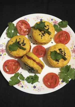 A picture of Disc Dhokla Sandwich.