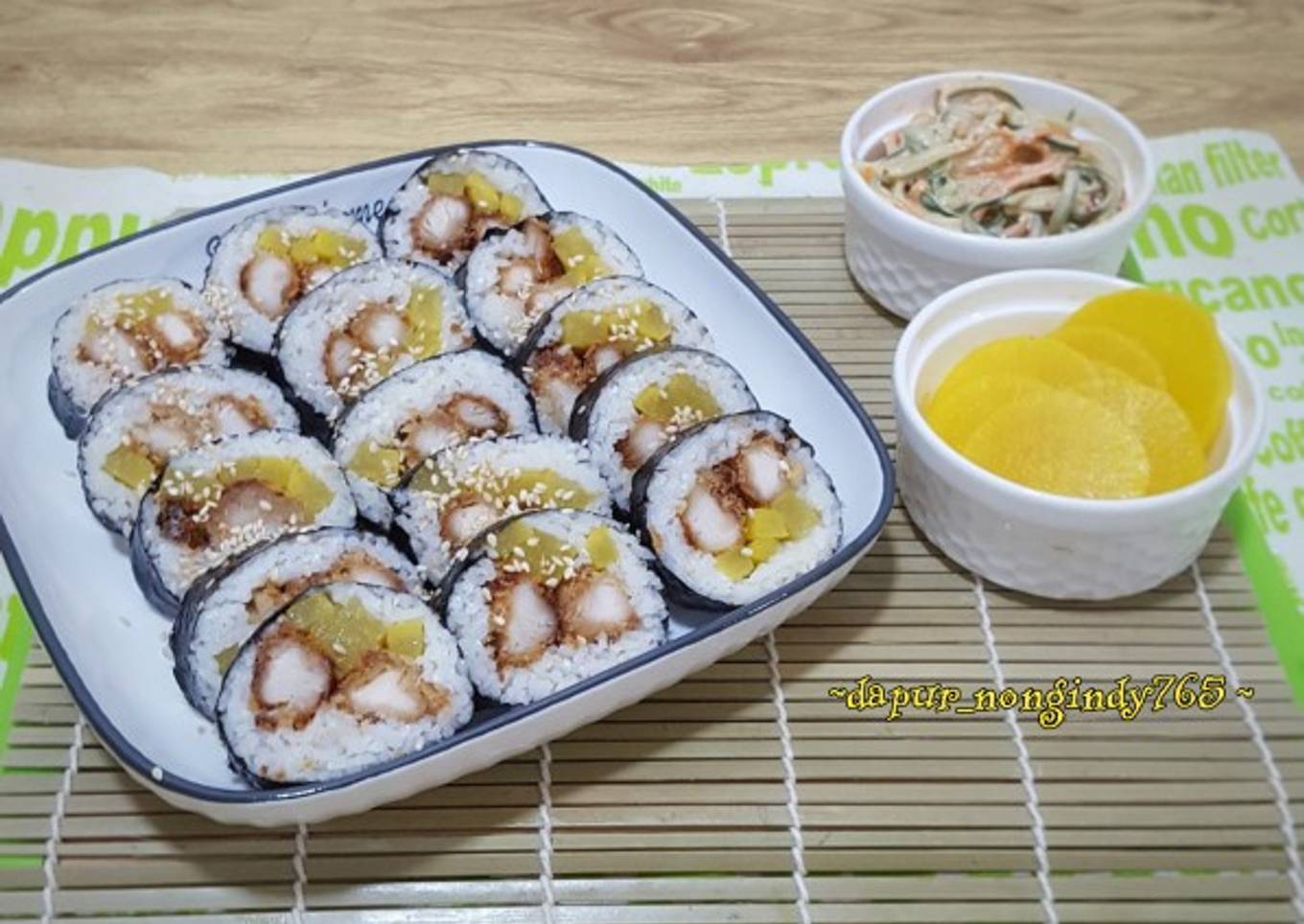 Dakgogi-Gimbap (닭고기김밥) Chicken Gimbap