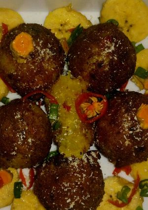 A picture of Plantain balls.