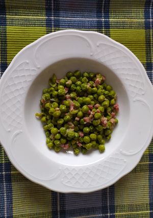 Una foto de Guisantes con jamón Thermomix