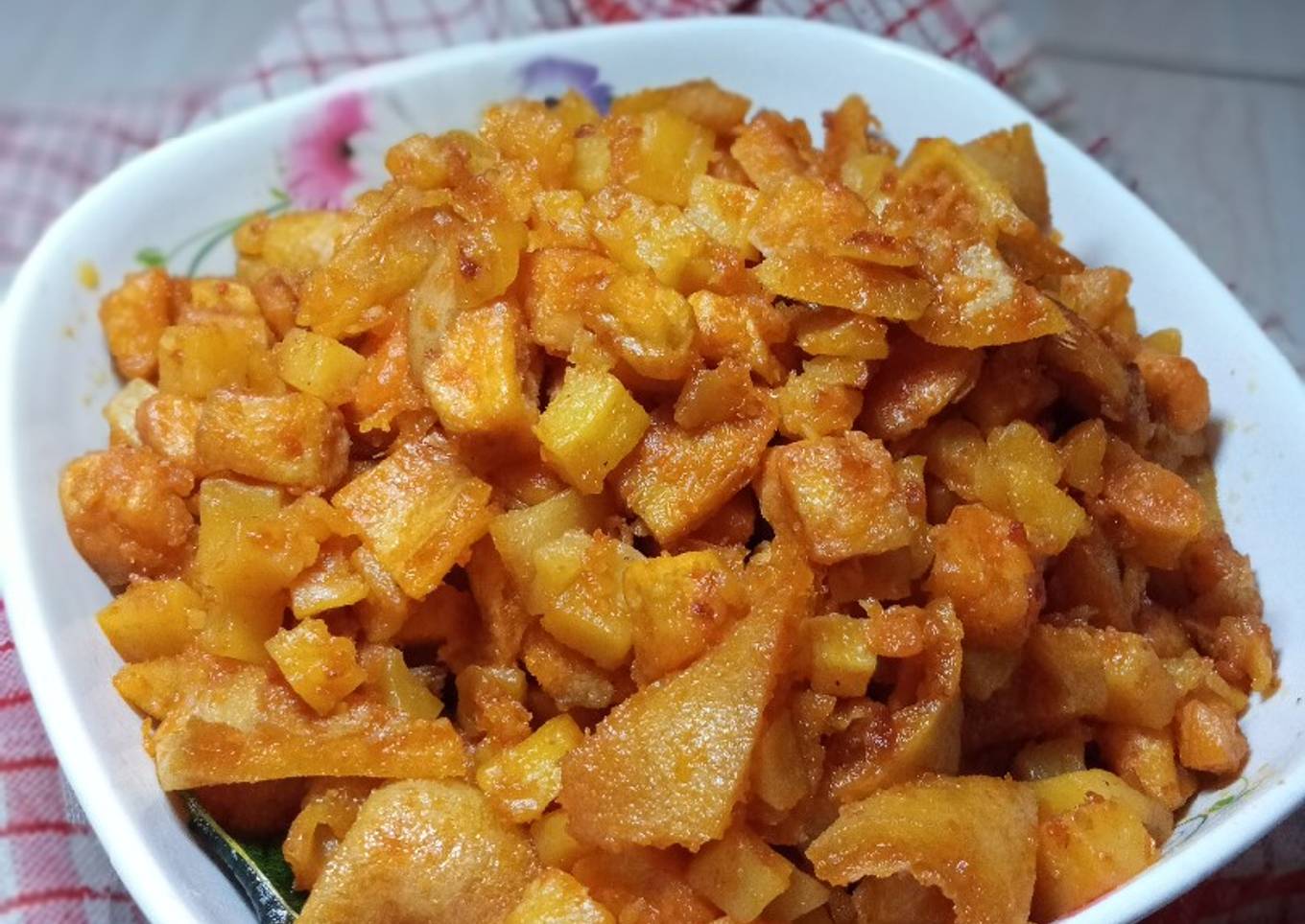 Sambel goreng kentang krecek/rambak enak