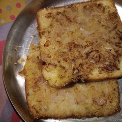 A picture of Bread malai sandwich.