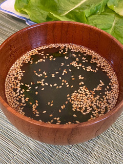 Gambar Simple 3 ingredients! Korean seaweed soup "miyeokguk" - 미역국🇰🇷