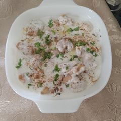 Garlic Dahi Baray (Dahi phulkia) A picture of Garlic Dahi Baray (Dahi phulkia).