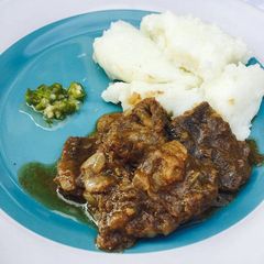 A picture of Fried beef stew.