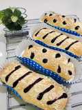 Roti manis Blueberry Crumble