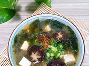 Hình ảnh của canh rong biển miso