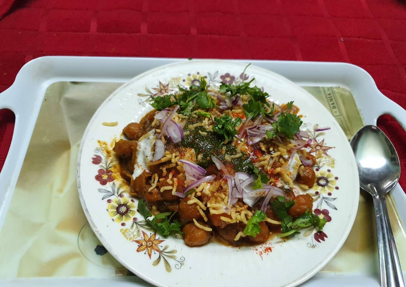 Aloo Tikki Chole Chaat