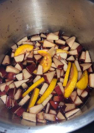 Hình của món Rượu đỏ nấu trái cây (mulled wine).