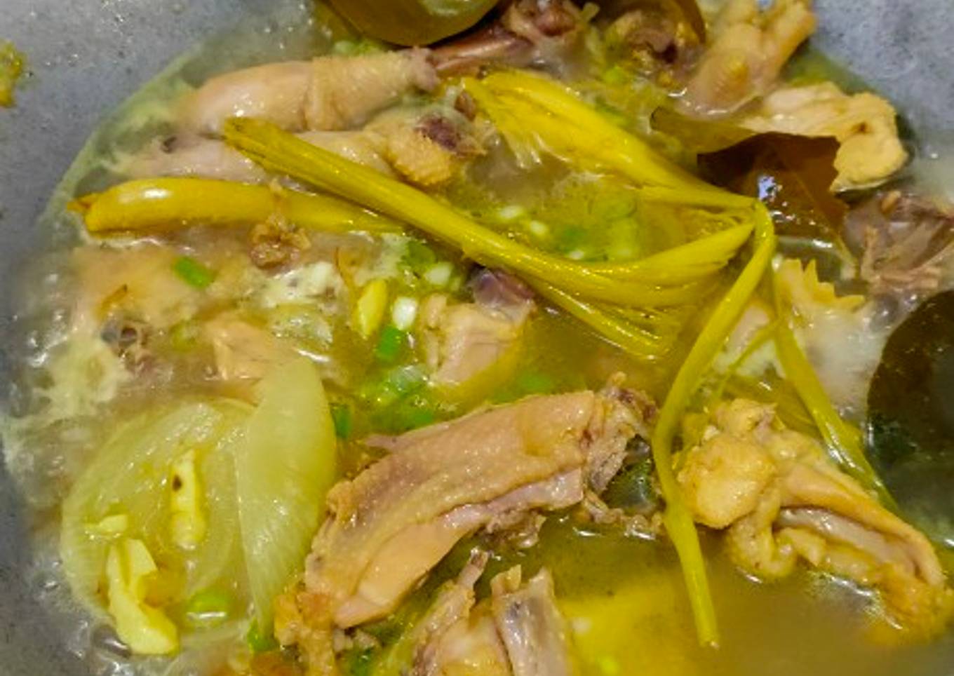 Ayam Pejantan Kuah Soto Bumbu Iris ala Dapur Uncuna