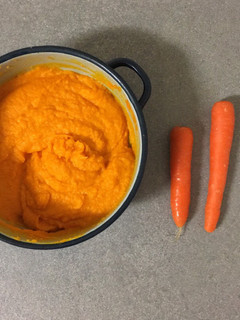 Una foto de Puré de zanahorias muy fácil con toque de coco!