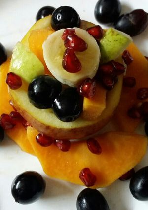 A picture of Fruit Chaat.