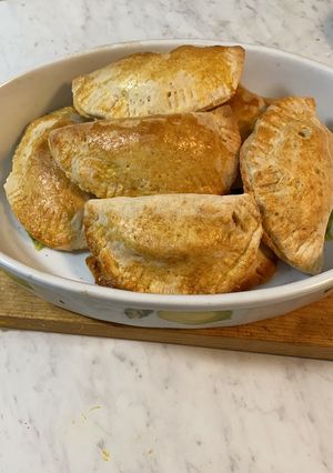 Una foto de Empanadas de jamón de pavo