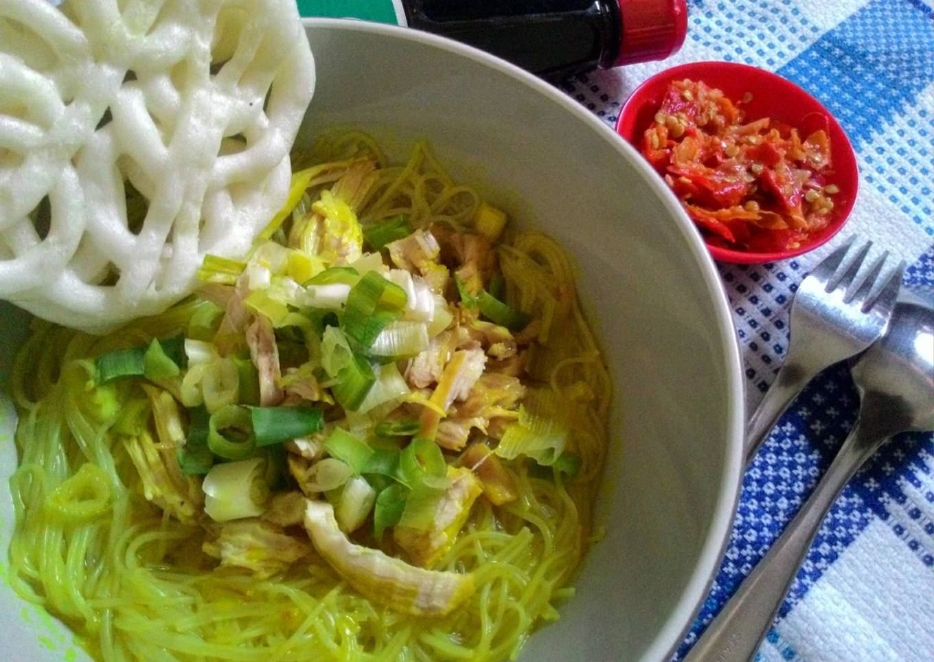 Soto Ayam Kuah Bening