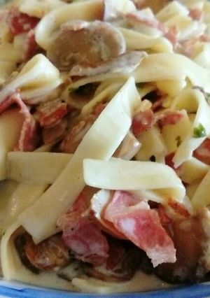 Una foto de Nidos de pasta, a la carbonara