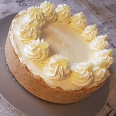 A picture of Lemon Cheesecake.