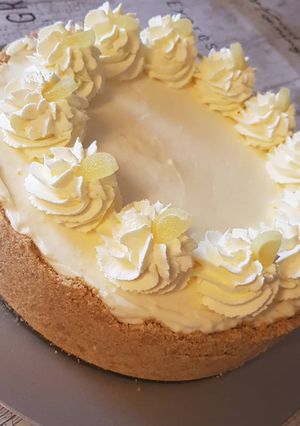 A picture of Lemon Cheesecake.