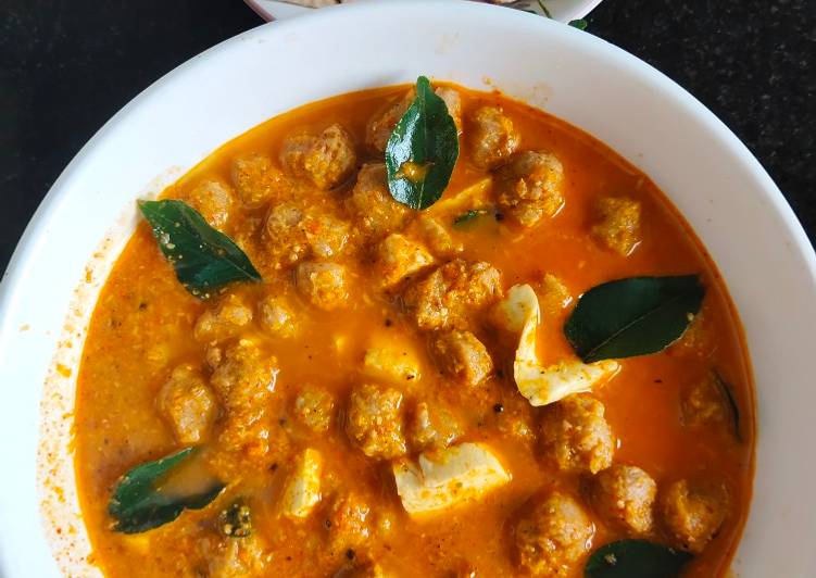 Homemade Soya chunks paneer curry