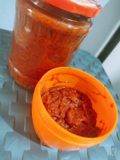 લસણ ની ચટણી (Garlic Chutney Recipe in Gujarati) રેસીપી મુખ્ય ફોટો
