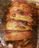 Rollo de carne de res molida relleno de jamón y queso