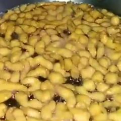 A picture of Ramazan Special bhaliyain or pakorian.